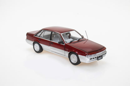 DDA702 - 1:24 Red/Silver VL Calais