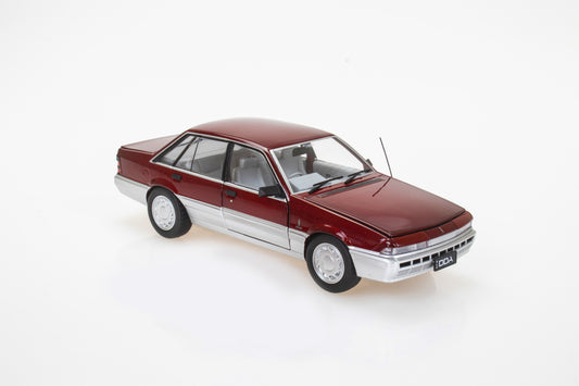 DDA702 - 1:24 Red/Silver VL Calais
